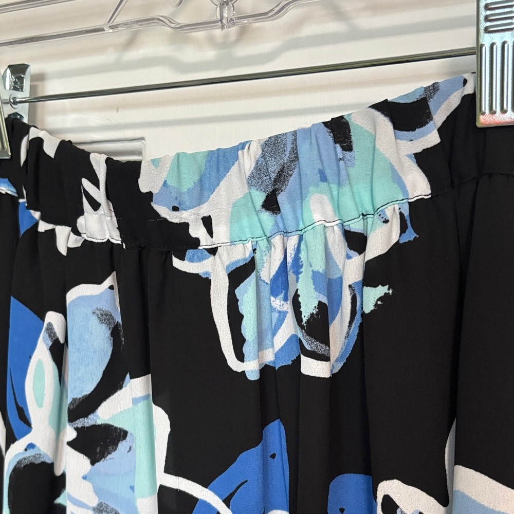 Elle Black Circle Skater Skirt with Blue, Mint & White Floral Print - Picture 6 of 7